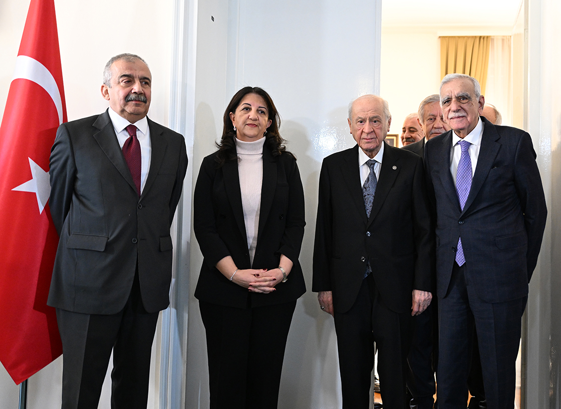 DEM Parti Heyeti ile Devlet Bahçeli Görüştü: Tarihi Toplantıdan Detaylar
